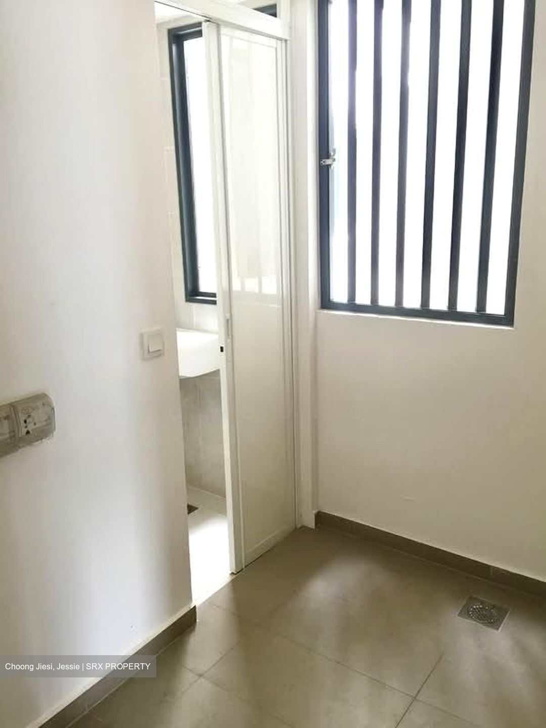 The Lakefront Residences (D22), Condominium #570627571